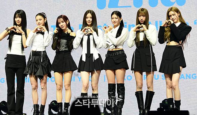 이즈나. 사진l강영국 기자