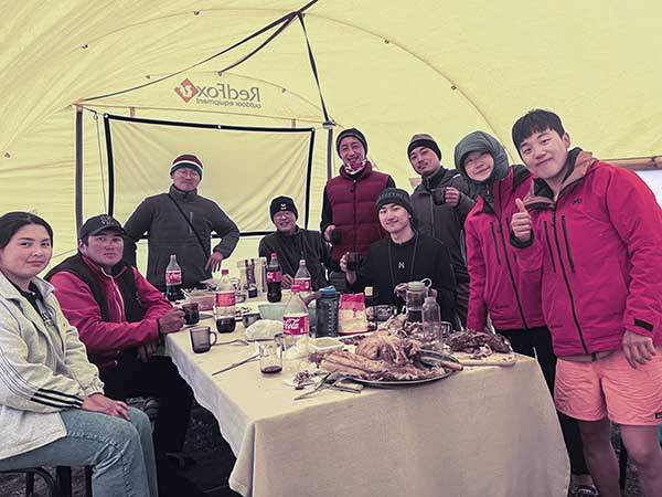 원정 3일차 베이스캠프에서 휴식을 취했다.