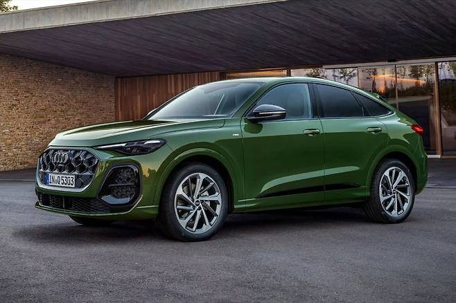 2025 아우디 Q5 스포츠백