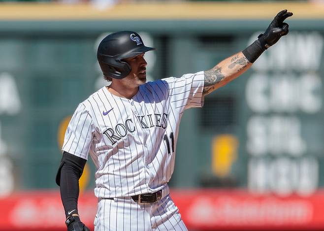 (케이브는 올 시즌 콜로라도에서 뛰었다)