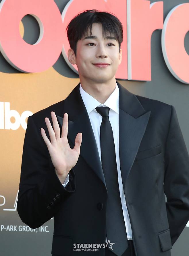 (서울=뉴스1) 권현진 기자 = 가수 한승우가 27일 서울 중구 신라호텔 영빈관에서 열린 ‘빌보드 케이 파워 100(Billboard K POWER 100)’ 행사에 참석해 포즈를 취하고 있다. 2024.8.27/뉴스1  Copyright (C) 뉴스1. All rights reserved. 무단 전재 및 재배포,  AI학습 이용 금지. /사진=(서울=뉴스1) 권현진 기자