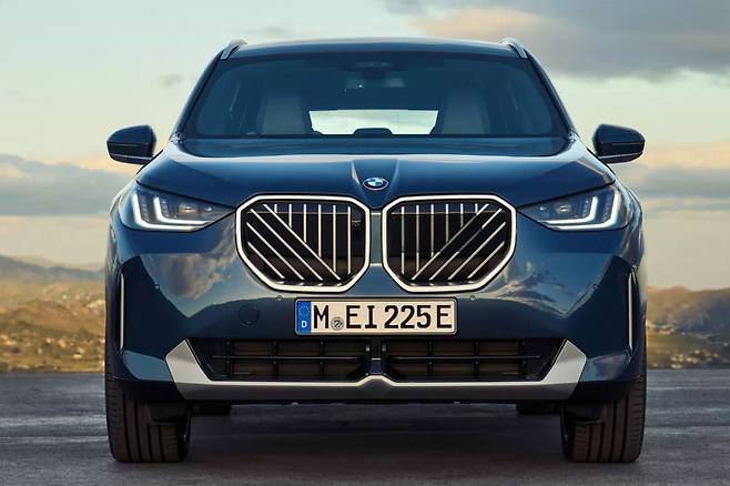BMW X3 풀체인지 정면