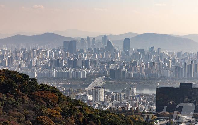 사진은 8일 서울 강남구·서초구 아파트 단지의 모습. 2024.11.8/뉴스1 ⓒ News1 이재명 기자