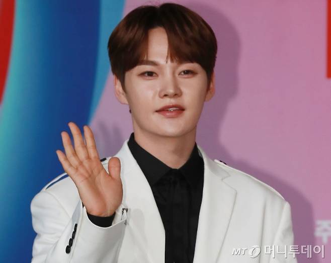 20대 초반 병역 면제를 받은 사실이 뒤늦게 알려진 가수 박서진(29)이 지난해 인터뷰에서 '군 입대를 앞두고 있다'는 취지로 말한 것이 논란으로 떠올랐다. /사진=머니투데이 DB