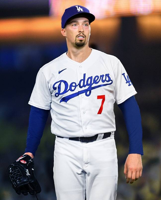 스넬이 자신의 인스타그램에 다저스 유니폼을 입은 합성사진을 올리며 이적을 공식화했다. /사진=블레이크 스넬 인스타그램 갈무리