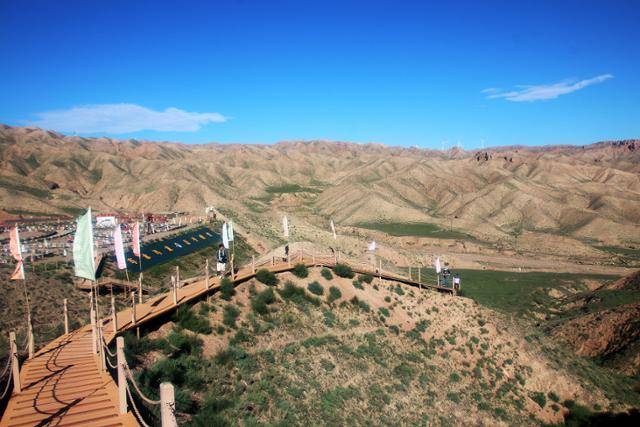 황화석림 전망대로 가는 계단. ⓒ최종명