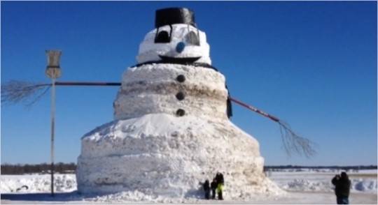 초대형 눈사람 그랜대디. [USA투데이 영상 캡쳐]