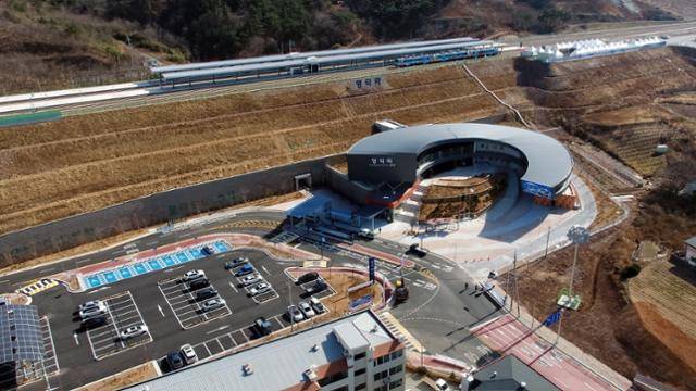 동해선 영덕역 전경. 국가철도공단 제공