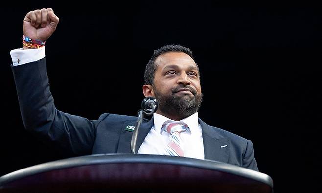 도널드 트럼프 미국 대통령 당선인이 FBI 국장으로 임명한 캐시 파텔 전 국방장관 비서실장. AFP연합뉴스