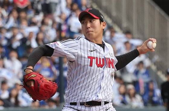 LG 트윈스 왼손투 손주영. 뉴스1