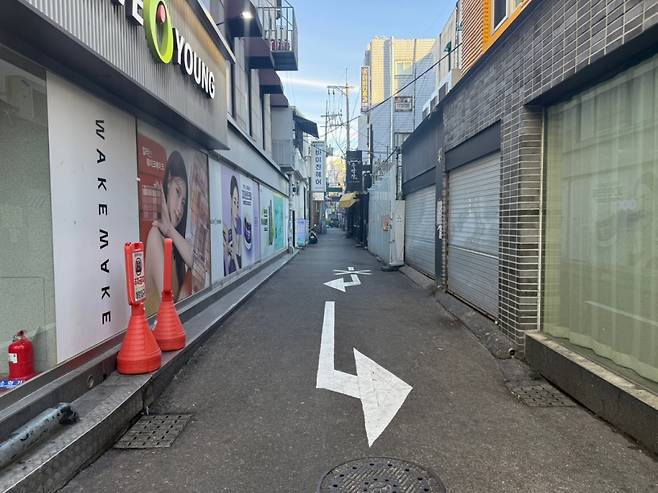 3일 오전 9시30분쯤 서울 광진구 건대입구역 인근 '건대 맛의 거리'. /사진=김선아 기자