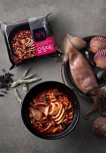 하림 더미식 오징어라면(하림 제공).