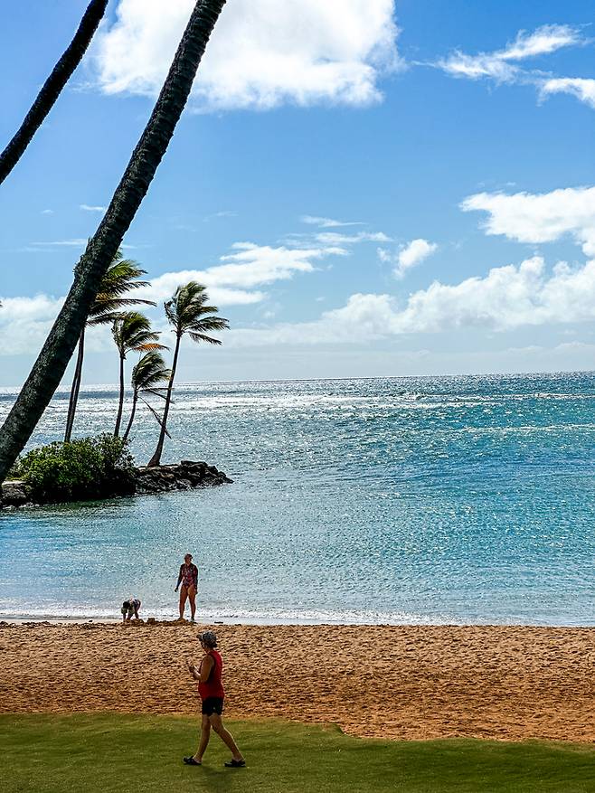 카할라 비치 풍경 / 사진=권효정 여행+ 기자