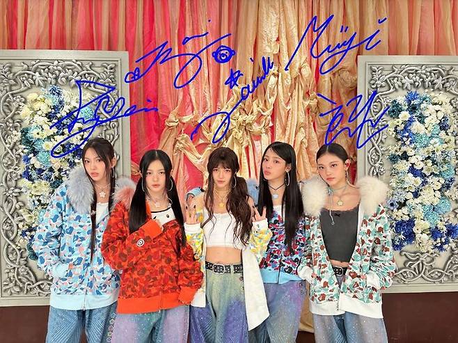 [서울=뉴시스] 뉴진스. (사진 = 어도어 제공) 2024.12.04. photo@newsis.com *재판매 및 DB 금지