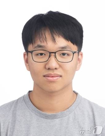 2025학년도 대학수학능력시험(수능)에서 전 영역 만점을 받은 서울 광남고 서장협 군(18). (본인 제공)