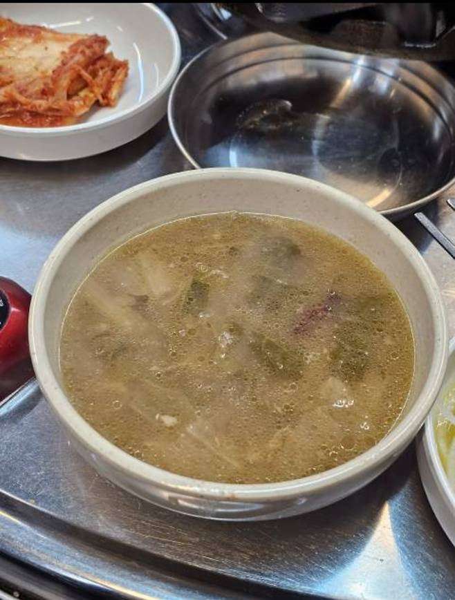 Screenshot_20240327_123543_KakaoTalk.jpg 2024년에 해장국 2800원, 한우초밥 7000원인 안양 식당