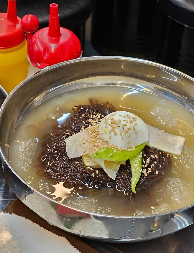 Screenshot_20240327_123539_KakaoTalk.jpg 2024년에 해장국 2800원, 한우초밥 7000원인 안양 식당