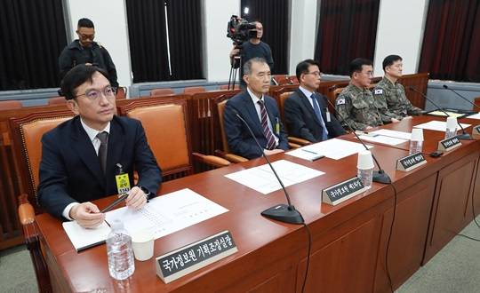 홍장원 국가정보원 제1차장이 7일 오전 서울 여의도 국회에서 열린 정보위원회 전체회의에 불참해 자리가 비어져 있다. 사진=뉴스1