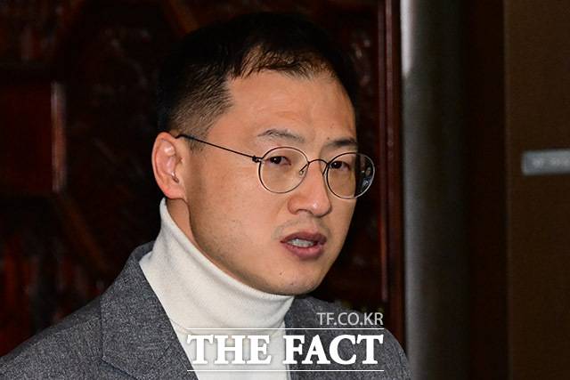 김상욱 의원은 이날 여당 의원으로서 윤석열 대통령 탄핵소추안 표결에 참여했지만 반대표를 던졌다고 밝혔다.