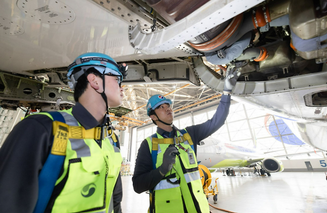 예지정비 도입으로 정비 현장에서도 보다 효율적이고 정확하게 항공기 상태를 진단할 수 있다. 대한항공&nbsp;