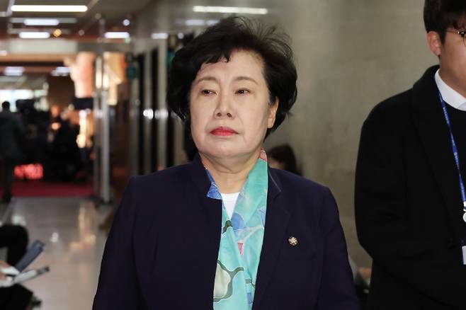 국민의힘 조배숙 의원이 9일 오전 국회 본청 원내대표실에서 열린 중진 의원 모임에 참석하고 있다. 연합뉴스