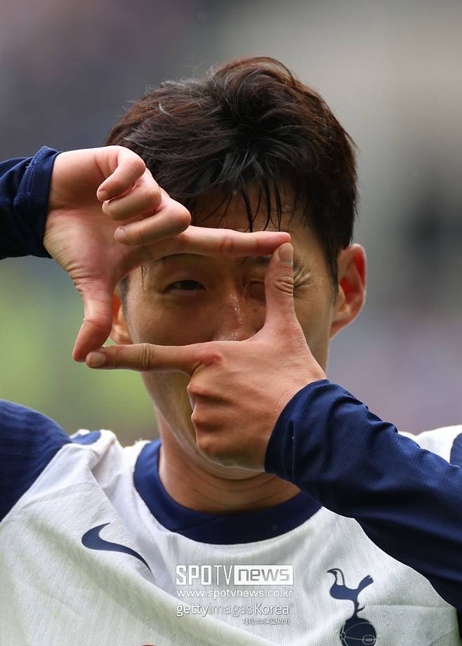 ▲ 손흥민이 토트넘과 장기 재계약 협상에 들어갈 조짐이다. 기간은 2+1년이다