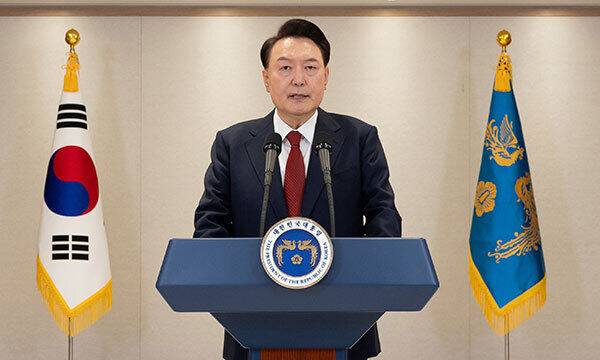 윤석열 대통령이 12일 용산 대통령실에서 대국민 담화를 하고 있다.&nbsp; &nbsp;대통령실 제공