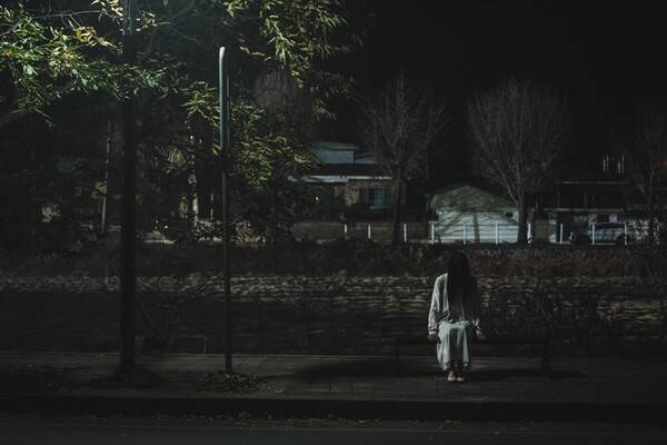 '조명가게' 설현 / 사진=월트디즈니 컴퍼니 코리아