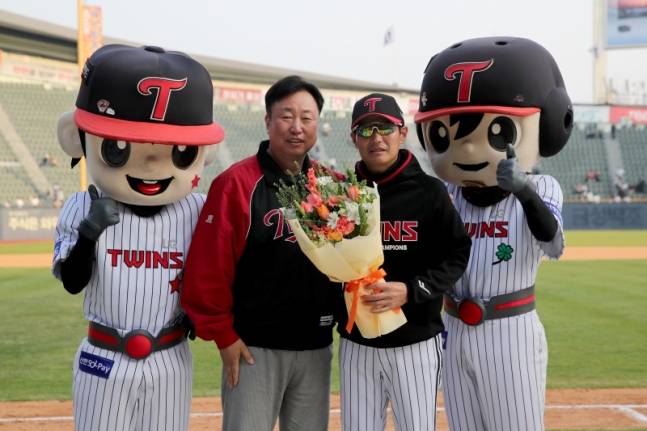 LG 차명석 단장과 염경엽 감독. LG 제공