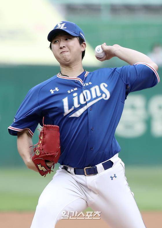 최채흥. IS 포토