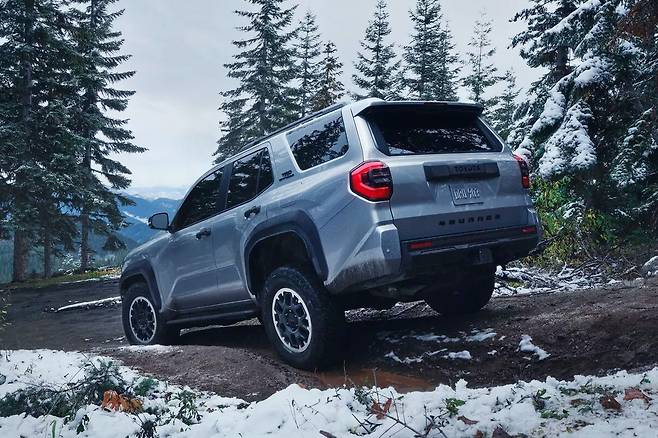 토요타 2025 4러너