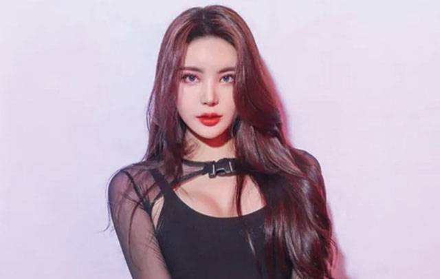 DJ예송.(사진=인스타그램 캡처)