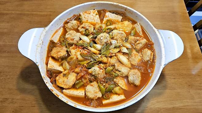 20241215_193841.jpg 저녁 전치찌개에 한잔