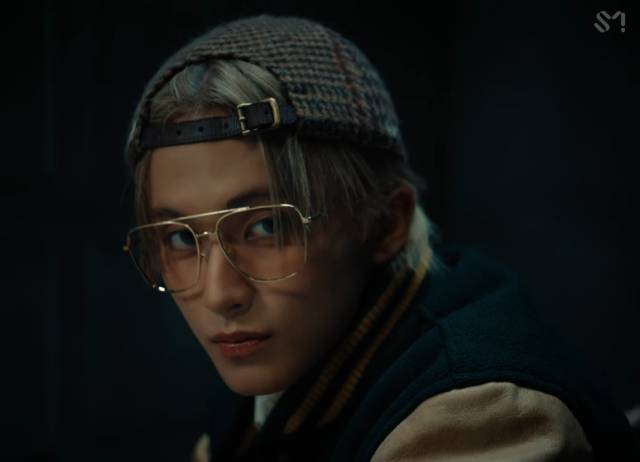 마크 '프락치 (Fraktsiya) (Feat. 이영지)' / SM엔터테인먼트 제공