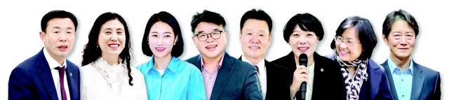 ▲ 사진 왼쪽부터 김길수 도의회 예산결산위원장, 유명희 춘천학연구소 소장 직무대행, 윤한 소양하다 대표, 이득찬 강원대 산학협력부총장, 임광호 강원도선배시민 의장, 임미선 도의원, 전성휘 여성가족인권상담센터 한삶 센터장, 최갑용 강원테크노파크 기업지원단장.