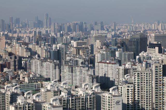 지난 8일 서울 도심의 아파트 단지 전경. 뉴시스