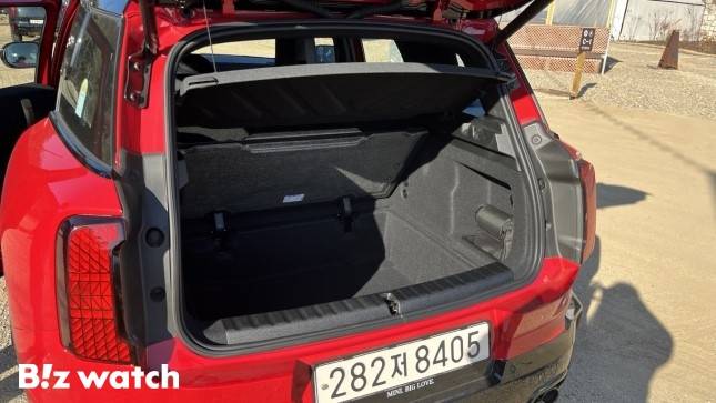 트렁크 하단까지 확장한 모습./사진=정민주기자