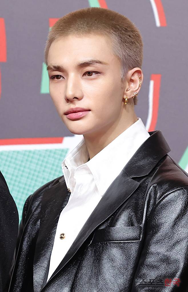 '2024 SBS 가요대전' 레드카펫 행사에 참석한 스트레이 키즈현진 . 24.12.25. ⓒ이혜영 기자 lhy@hankooki.com