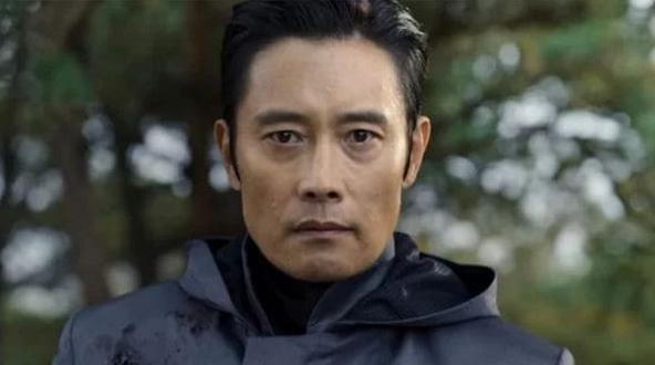 Lee Byung-hun as the Frontman in "Squid Game" (Netflix)