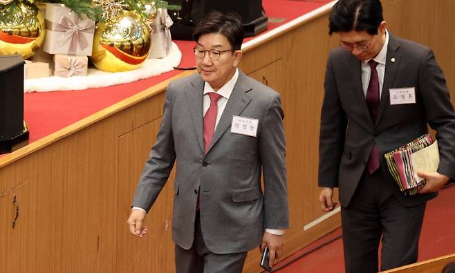 권성동 국민의힘 당대표 권한대행 겸 원내대표가 25일 오전 서울 영등포구 여의도 순복음교회에서 열린 성탄예배에 참석하고 있다./사진=뉴시스  /사진=추상철