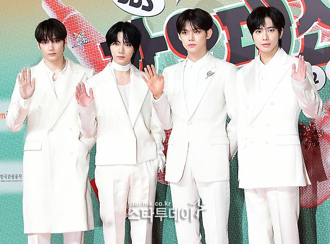 그룹 투모로우바이투게더. <강영국 기자>