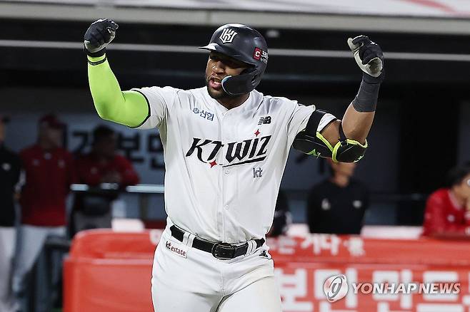 로하스 '내가 주인공' [연합뉴스 자료사진]