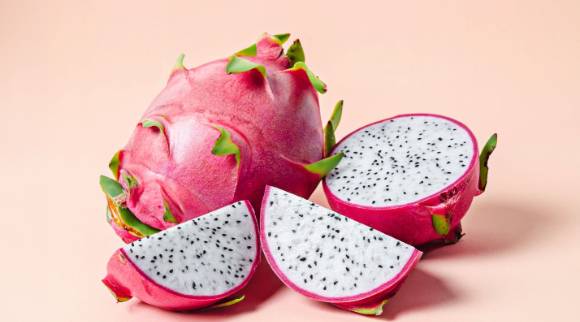 사진은 용과. [사진=Adobe Stock]