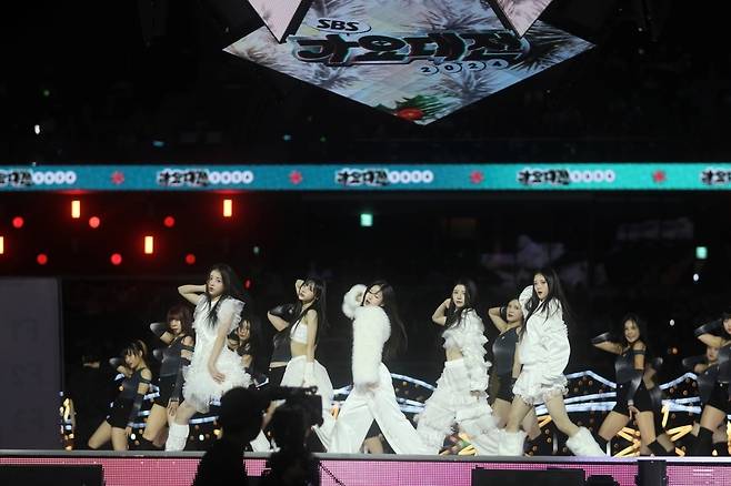 에이치뮤직엔터테인먼트 제공