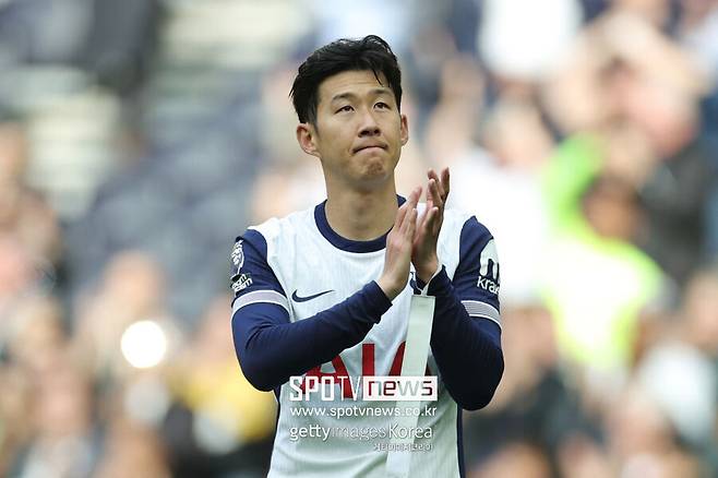 ▲ 토트넘은 현재 손흥민의 나이를 이유로 2026년까지 1년 더 연장할 수 있는 옵션 발동만 생각하고 있다.