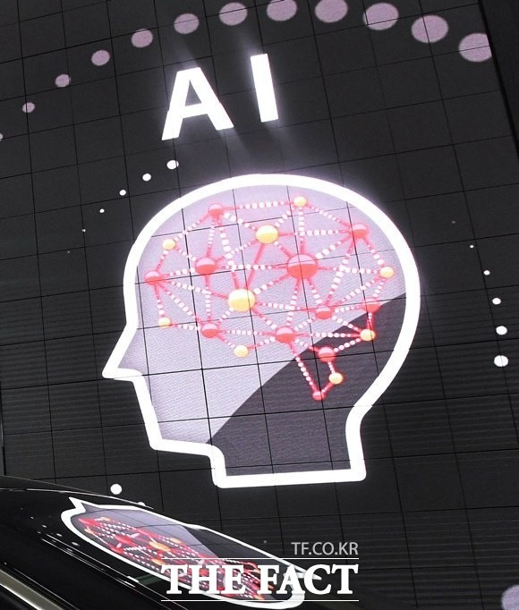 국내 제약사들을 중심으로 인공지능(AI) 바람이 불고 있다. 신약 개발의 비용·시간을 줄이고 임상 성공의 가능성도 높인다는 목표다. 사진은 기사 내용과 직접적 관련이 없음. /더팩트 DB