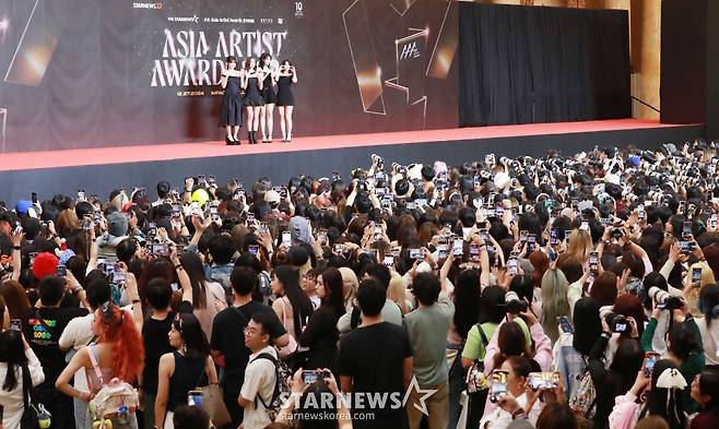 2024 AAA 레드카펫 '남다른 사이즈'[★포토]