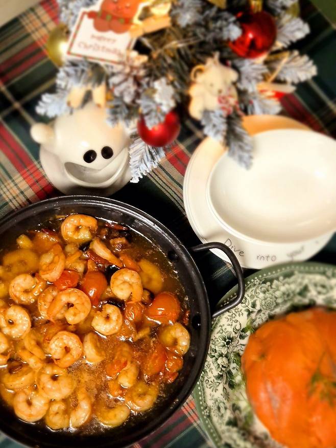 20241214_181017.jpg 미리메리크리스마스홈파티였던것