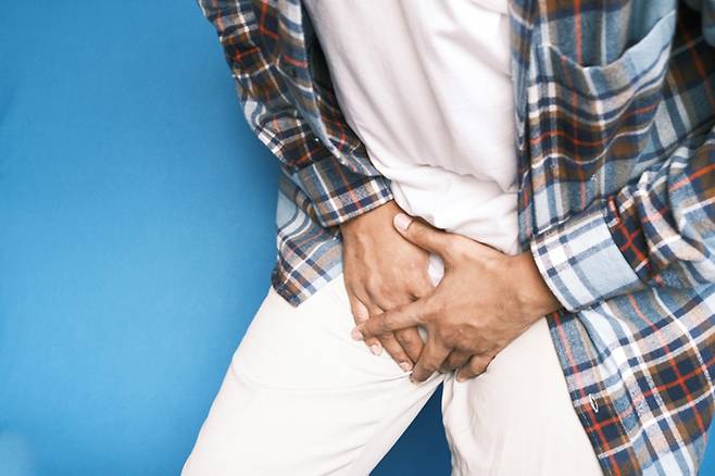 요로결석을 예방하려면 하루에 물 10컵 이상을 나눠 마셔야 한다./사진=게티이미지뱅크