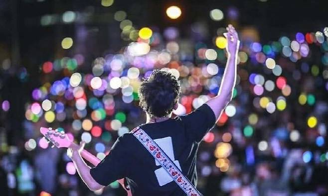 가수 이승환(사진=이승환 SNS 이미지 갈무리).